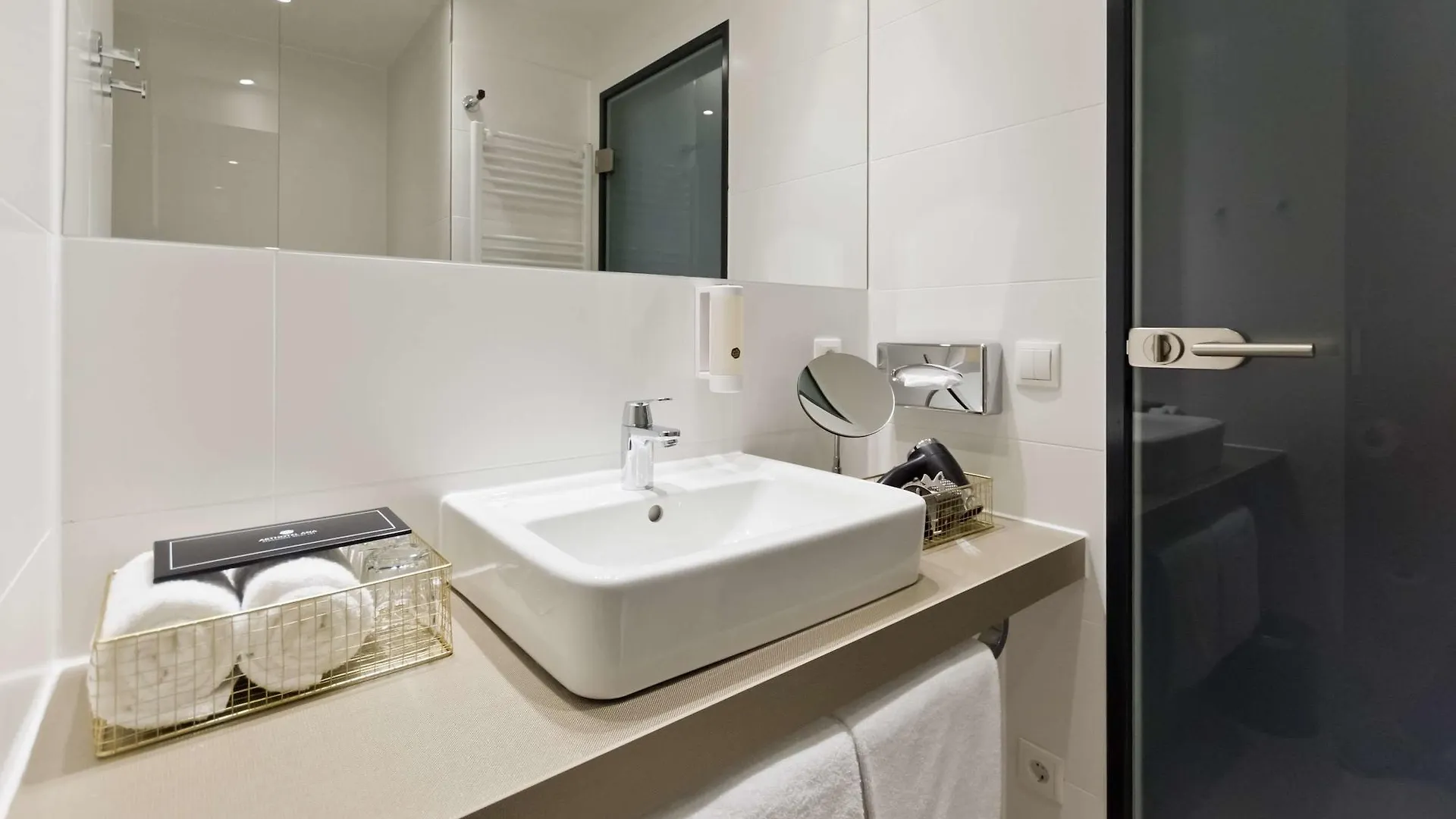 Elaya Hotel Munich City