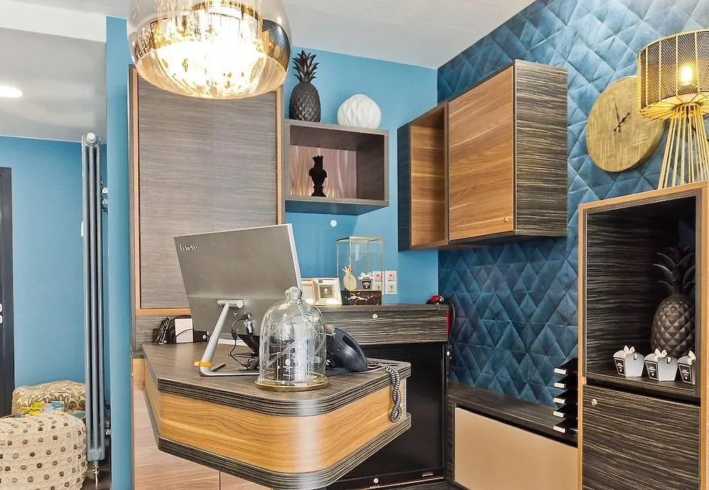 Elaya Hotel Munich City 4*,