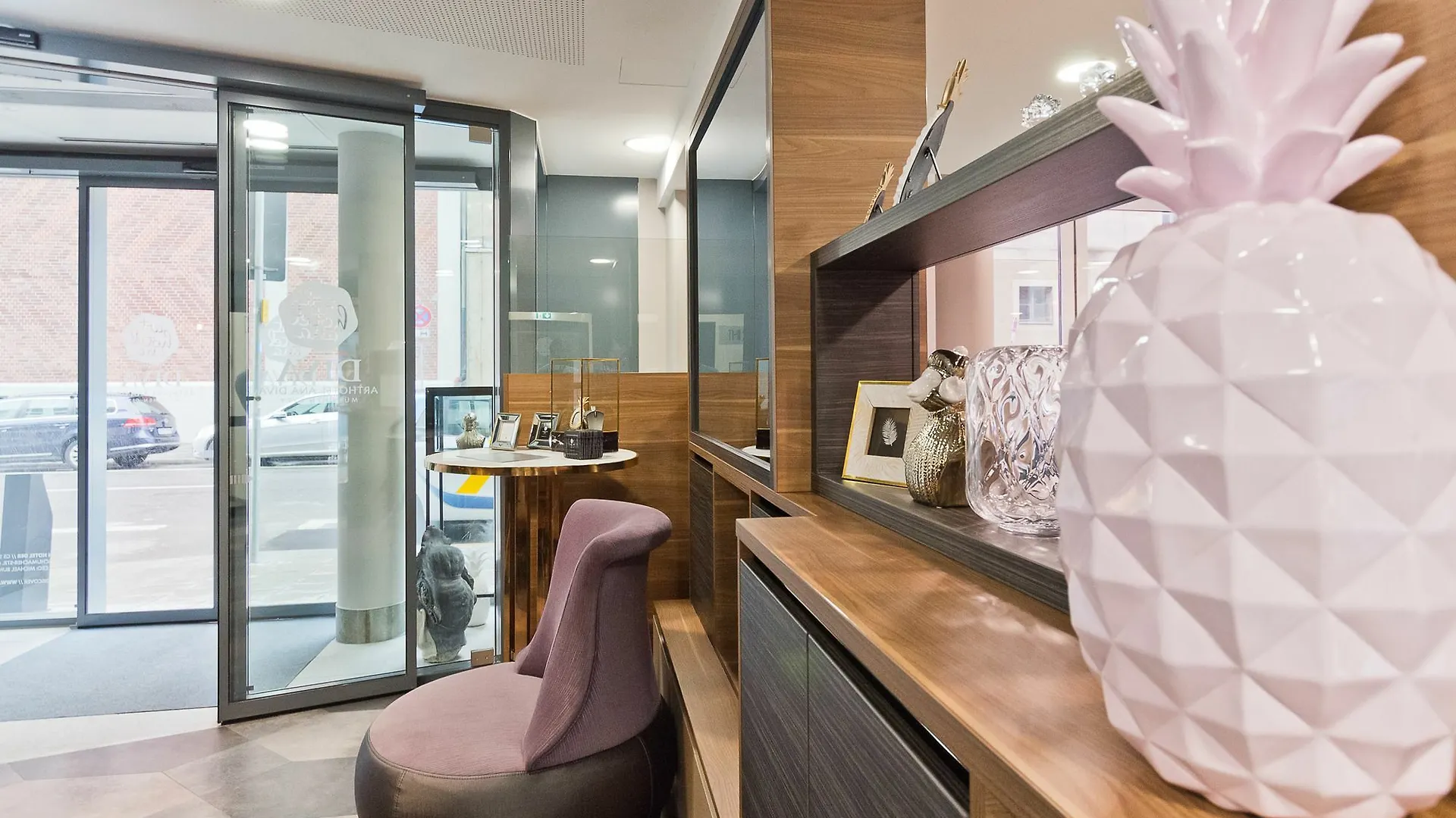 Elaya Hotel Munich City