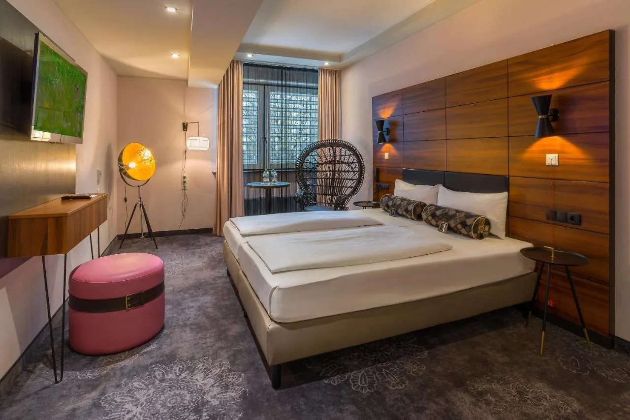 Elaya Hotel Munich City